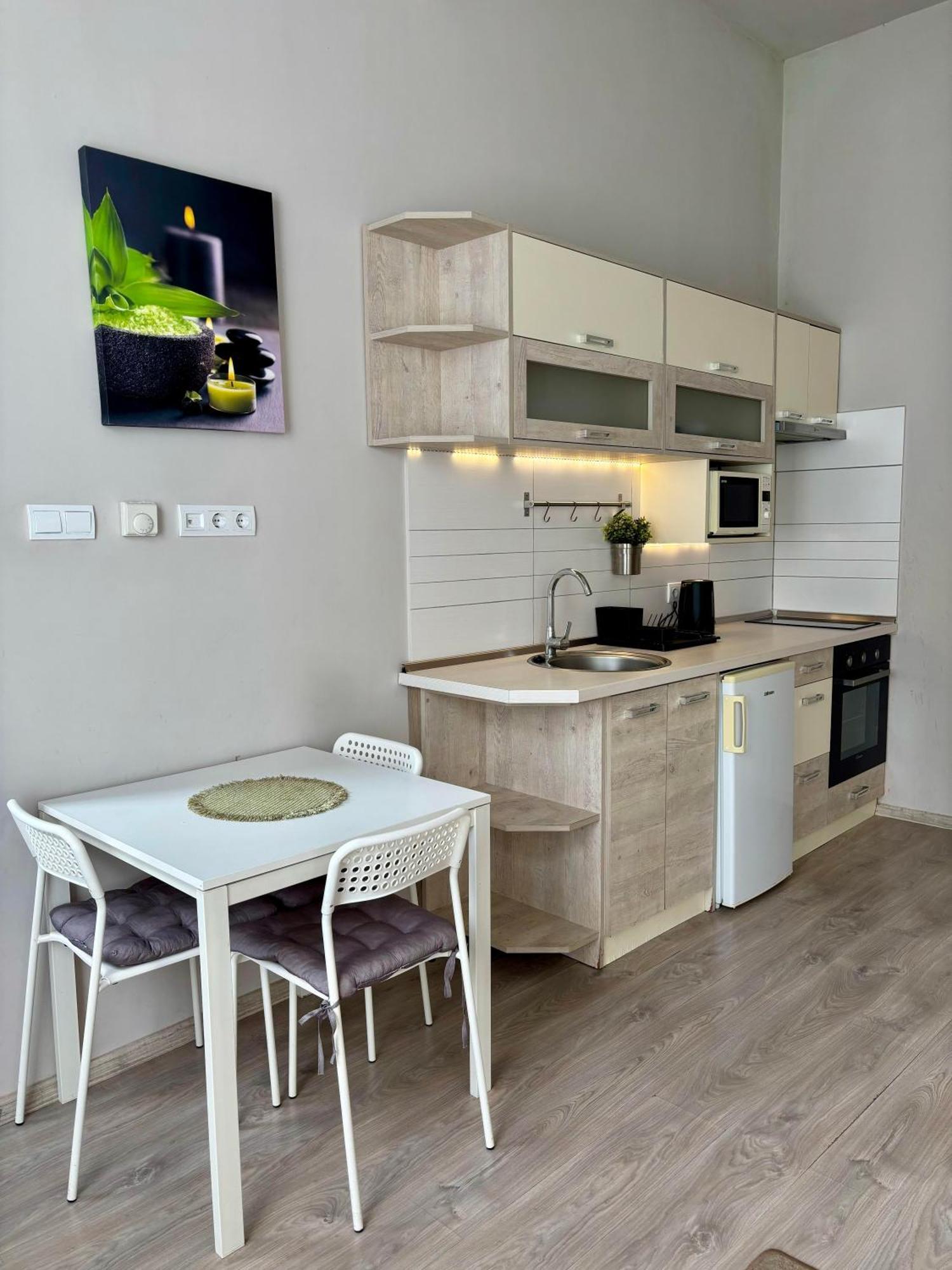 Ava Central Residence Будапеща Екстериор снимка